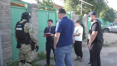 Подозреваемого в распространении экстремистской литературы иностранца задержали в Алматы