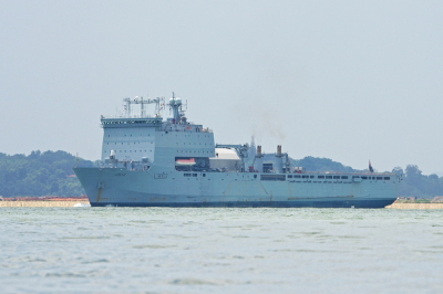 США заявили об уничтожении судна с наркотиками