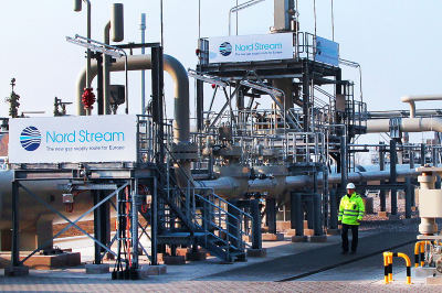 Песков прокомментировал желание США забрать &laquo;Северные потоки&raquo;