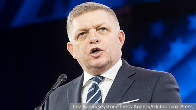 Захарова заявила о росте интереса ЕС к ядерному оружию