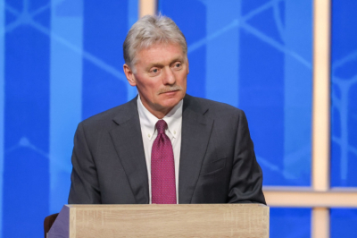 Песков: Россия будет защищать свои интересы от пиратов в морях