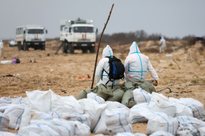 В Анапе начали восстанавливать пострадавшие от разлива мазута пляжи