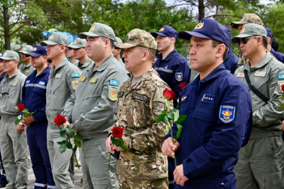 Военнослужащие почтили память жертв политических репрессий