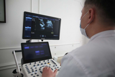 В Атбасаре осужден врач, выманивший у пациентки 1,5 млн тенге