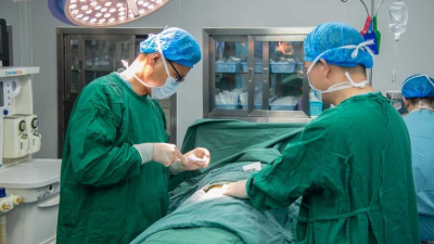 В Китае провели первую операцию по имплантации «чипа трезвости» алкоголику со стажем
