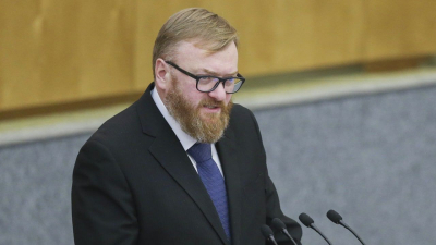 Депутат Милонов раскритиковал инициативы о введении выплат за длительный брак