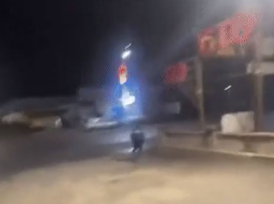 Побег мужчины в полицейской форме сняли на видео в Талгаре
